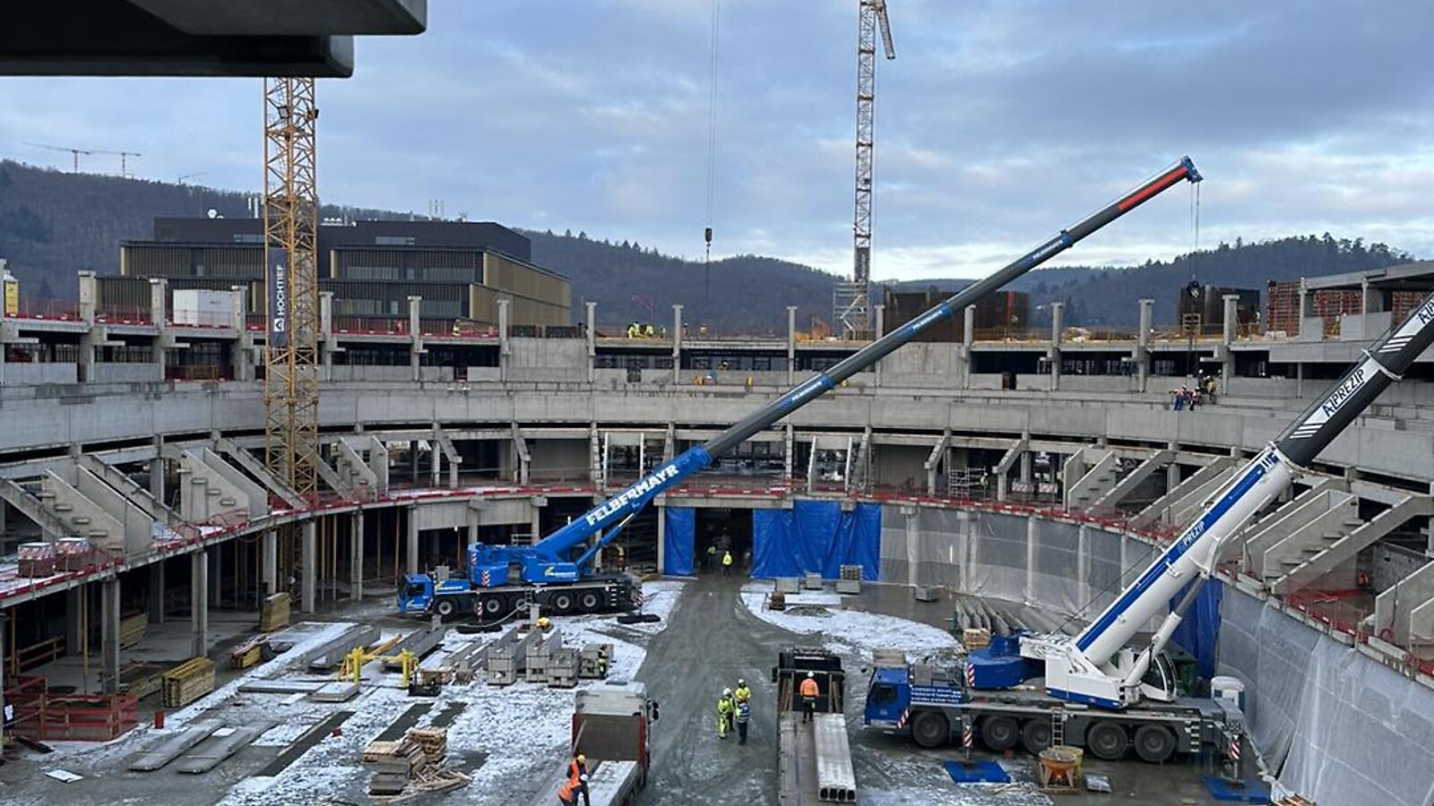 Vznikající ARENA BRNO bude hostit tři sportovní šampionáty, hokej i MMA. Hlásí se desítky zájemců